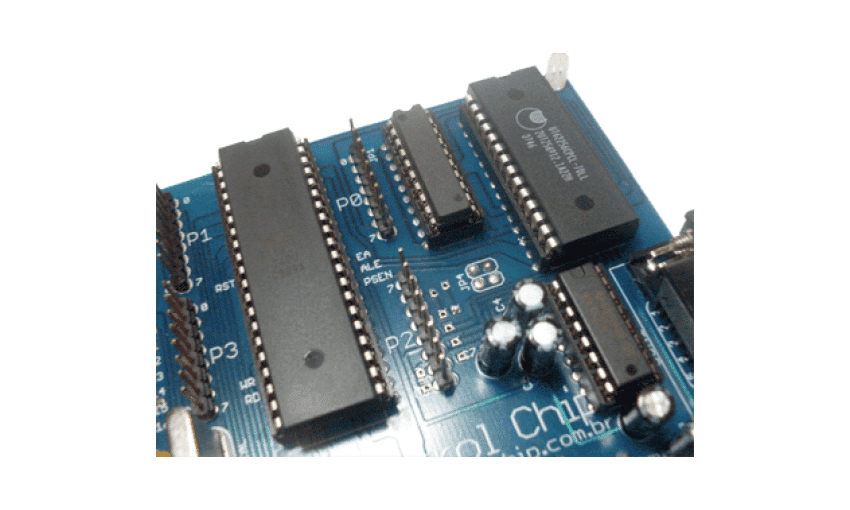 Circuito de interface para microcontroladores