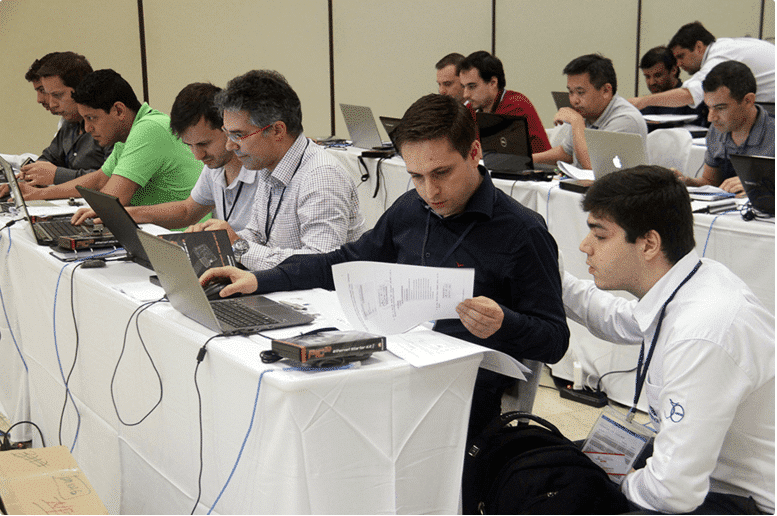 Microchip Masters Brasil 2015 - Hands On