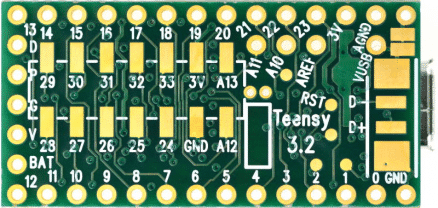 Placa Teensy 3.2 vista por baixo