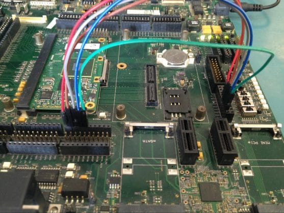 Conexões entre pinos de GPIO e leds disponíveis na Apalis Evaluation Board