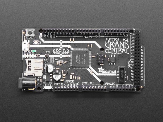 Adafruit Grand Central M4 Express