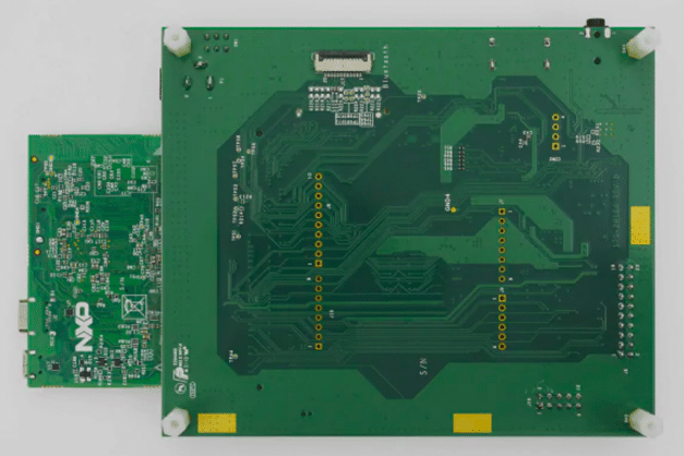 Placas Som e Baseboard vistas pelo lado inferior